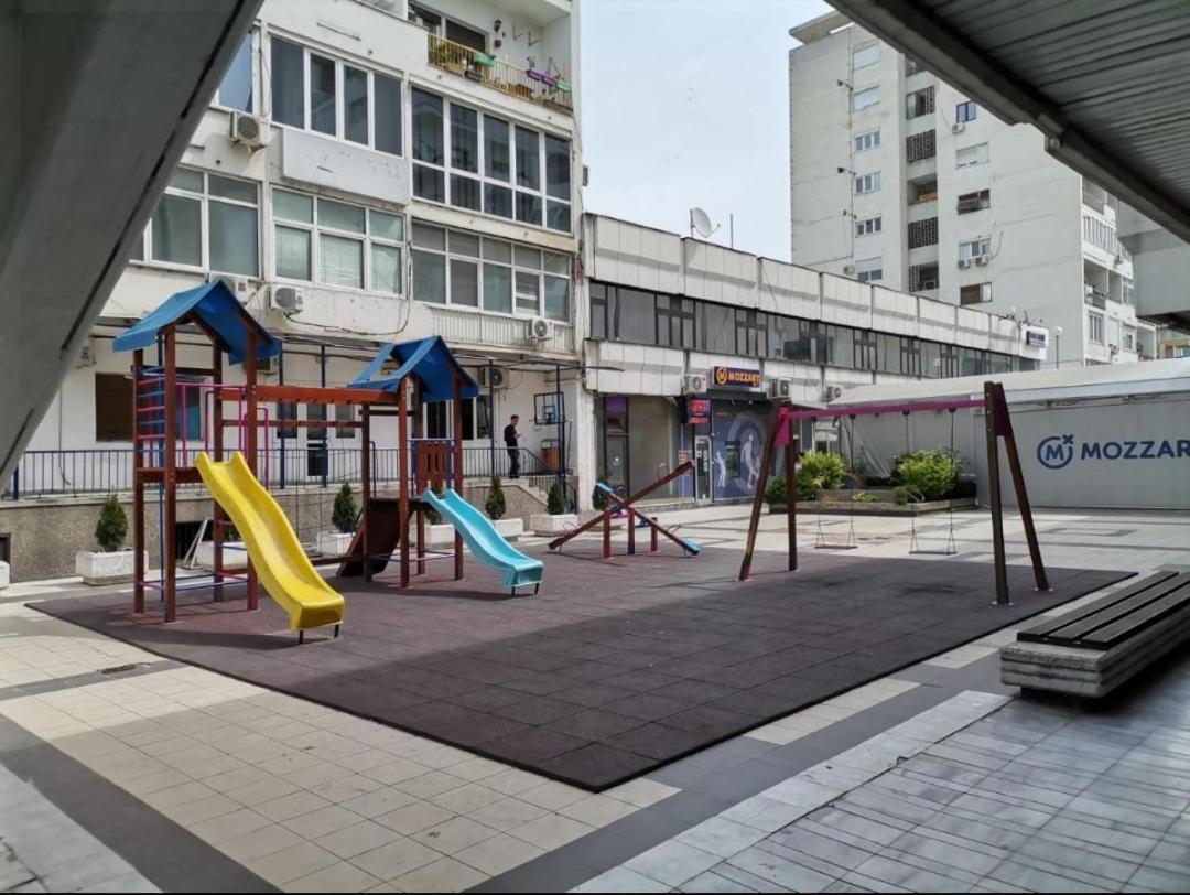 Calla 4 Apartment - Main Square, In The City Shopping Center - Parking Slot With Securiti And Video Camera Escópia Exterior foto
