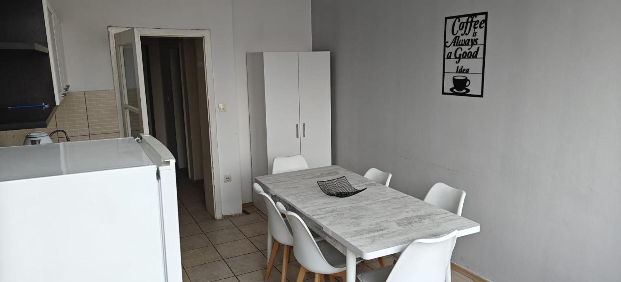 Calla 4 Apartment - Main Square, In The City Shopping Center - Parking Slot With Securiti And Video Camera Escópia Exterior foto